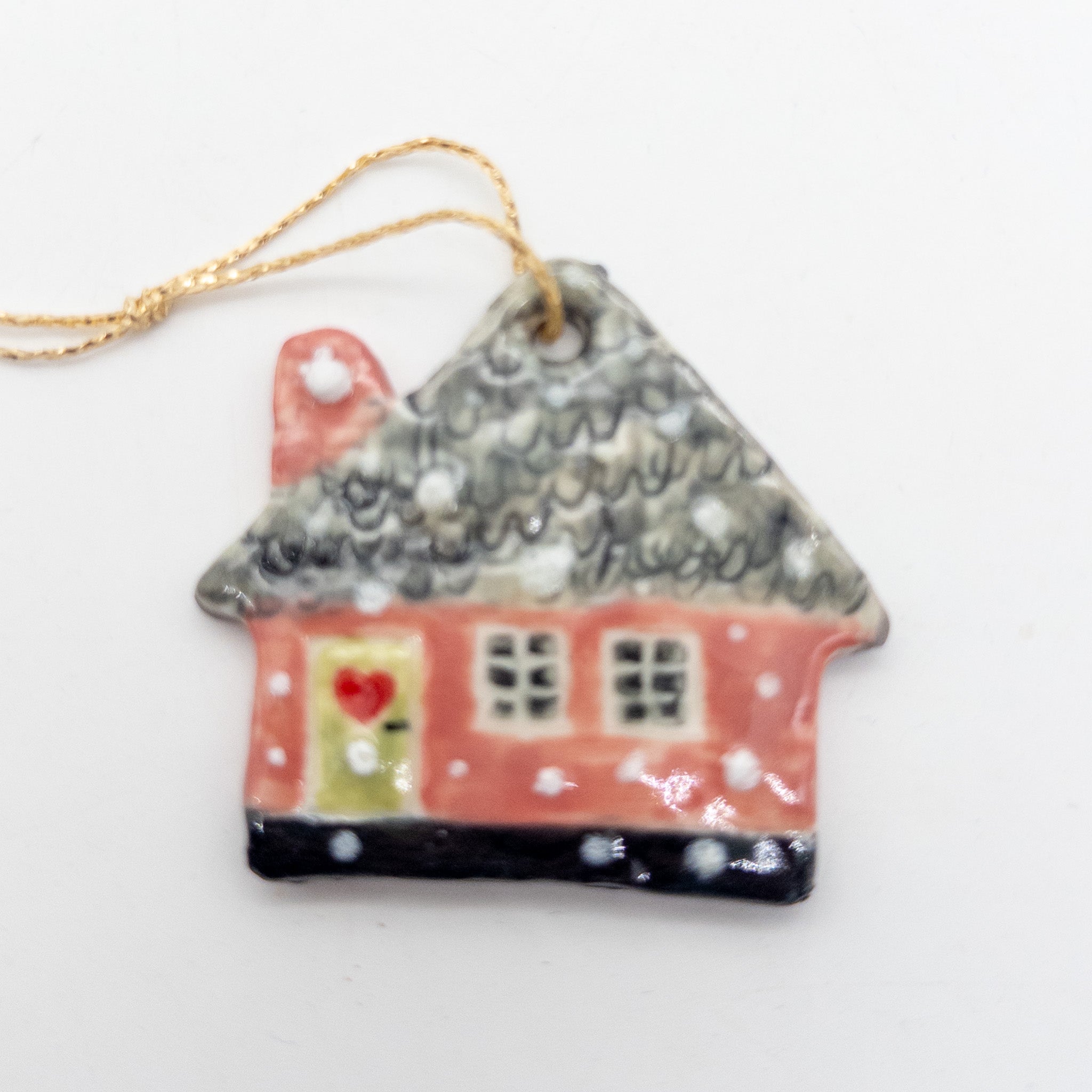 Lille Keramikhus - til ophæng fx på juletæet