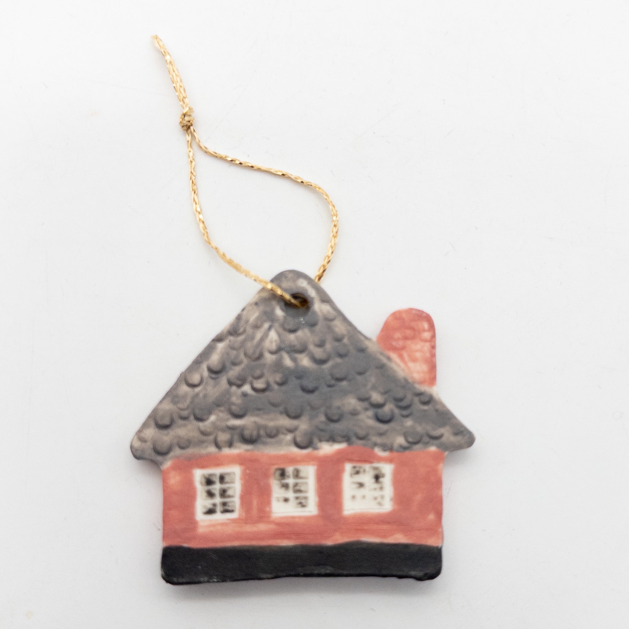 Lille Keramikhus - til ophæng fx på juletæet