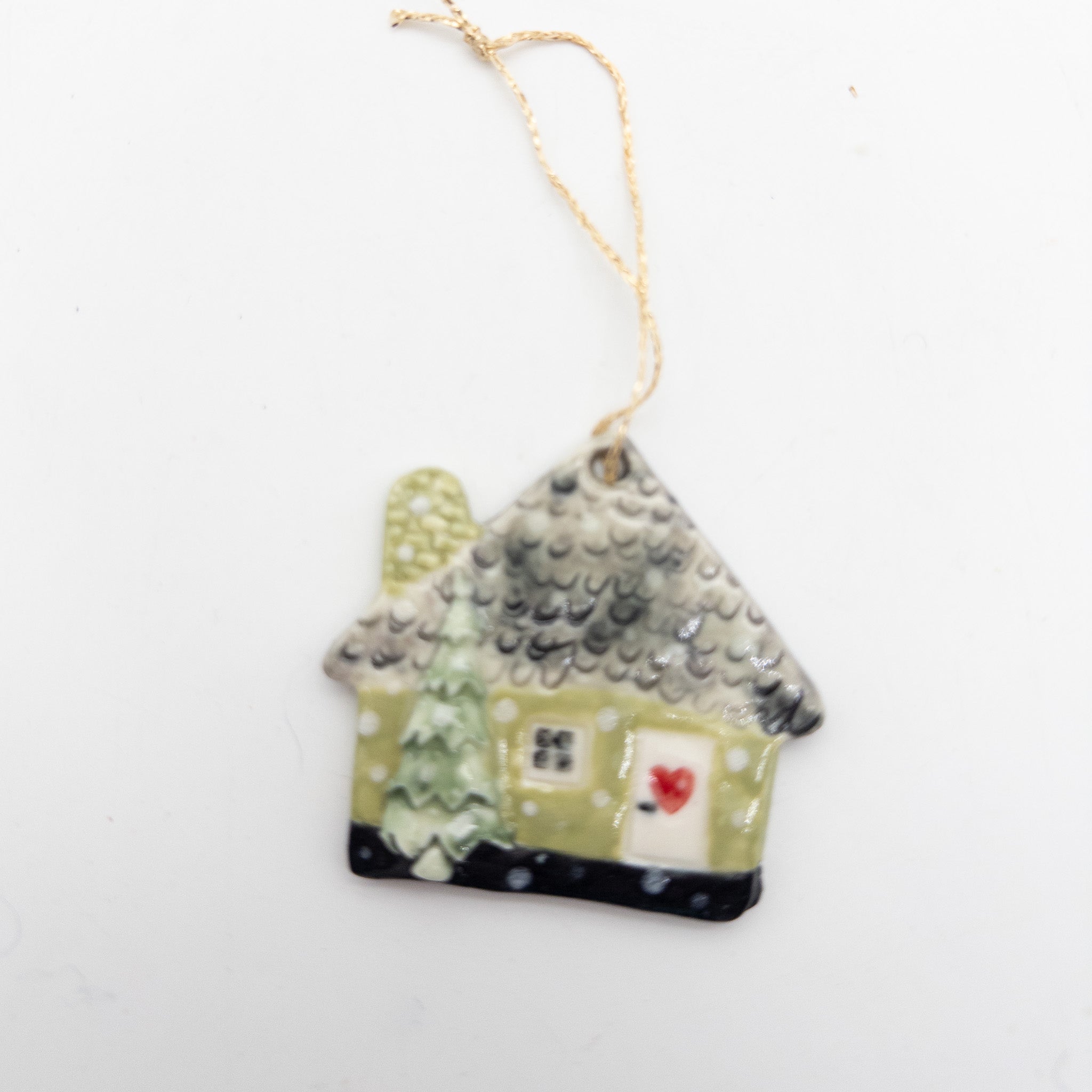 Lille Keramikhus - til ophæng fx på juletræet