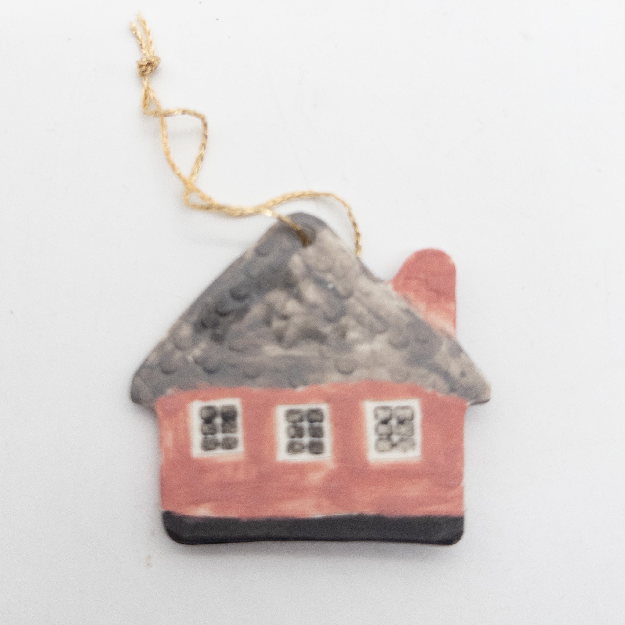 Lille Keramikhus - til ophæng fx på juletræet